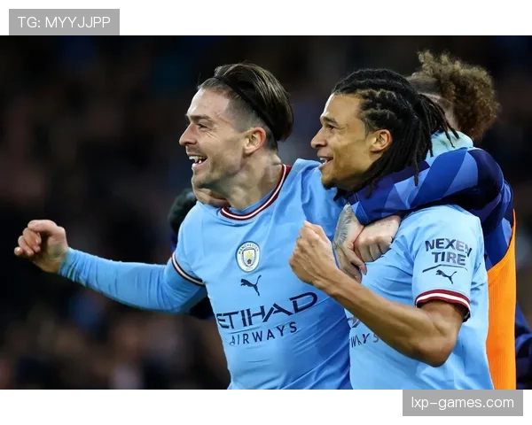 曼城逆转利物浦继续领跑英超，状态回暖势头强劲