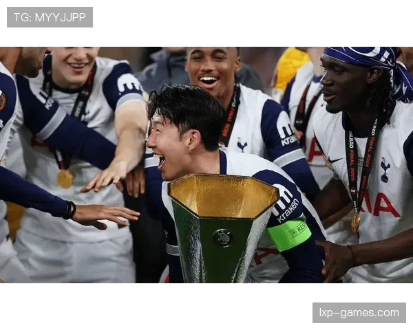 孙兴慜:率热刺夺欧联首冠的队长荣耀解析 孙兴慜:率热刺夺欧联首冠的队长荣耀解析