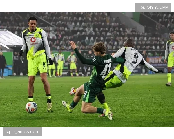 多特蒙德高位压迫战术风险加剧:面对反击效率问题,联赛竞争稳定性承压 多特蒙德高位压迫战术风险加剧:面对反击效率问题,联赛竞争稳定性承压